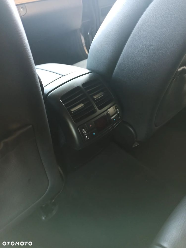 Mercedes-Benz Klasa E - 7