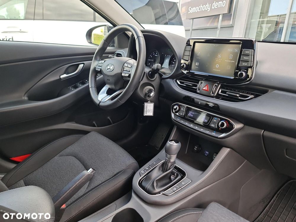 Hyundai i30 1.0 T-GDI Smart DCT - 23