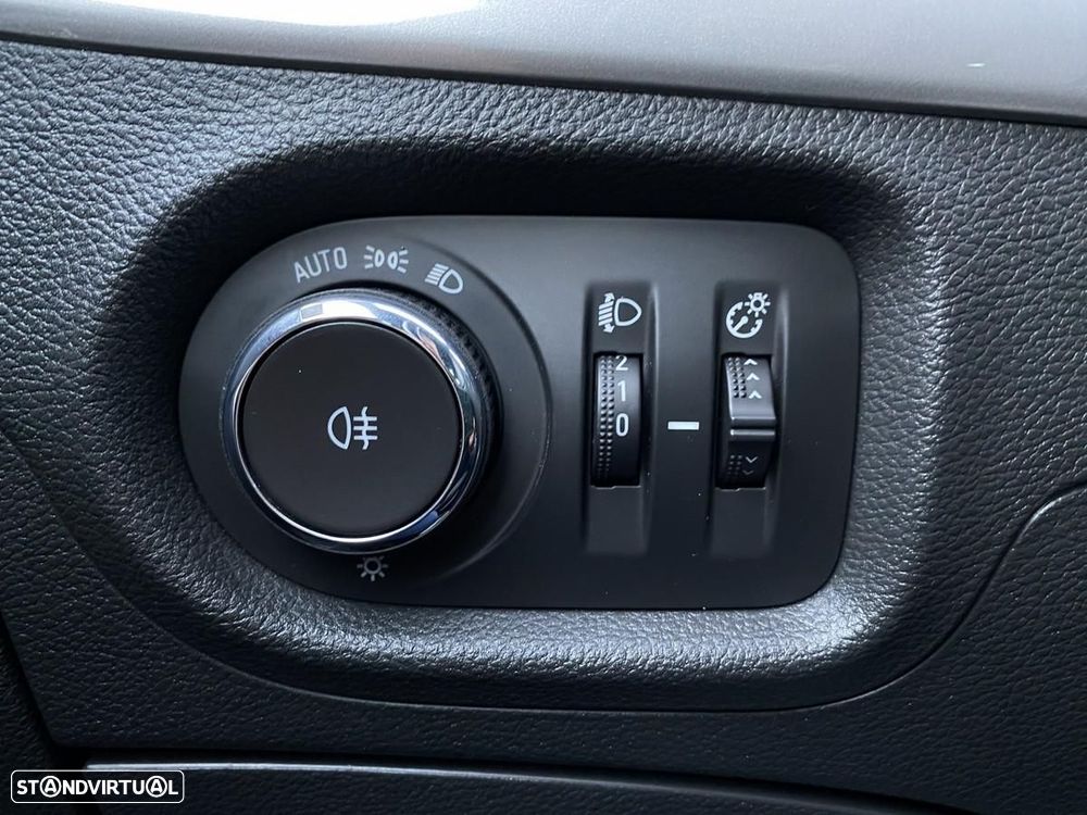 Opel Astra 1.5 D GS Line S/S - 27