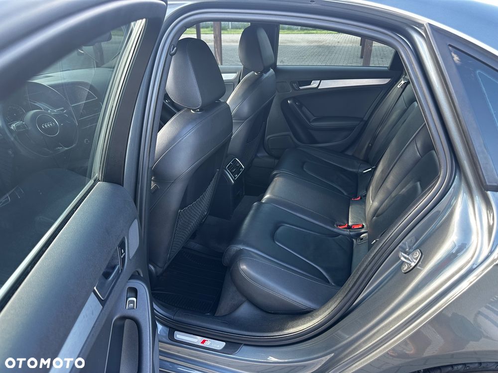 Audi A4 Limousine - 21