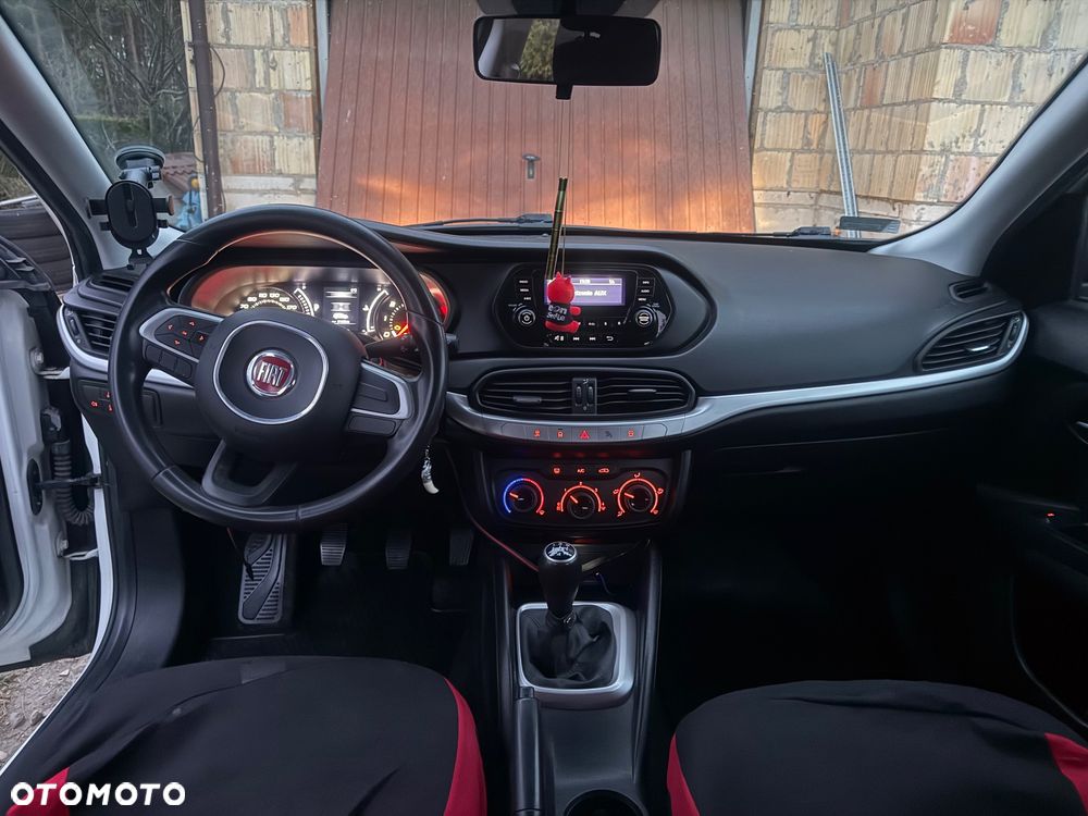Fiat Tipo 1.3 MultiJet 16v Easy - 8