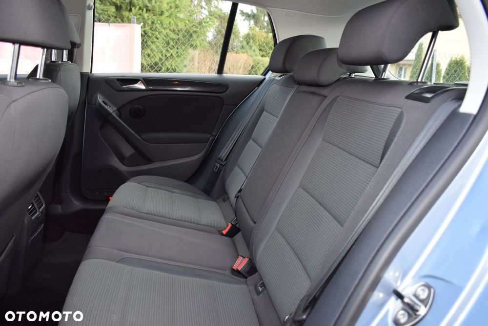 Volkswagen Golf - 9