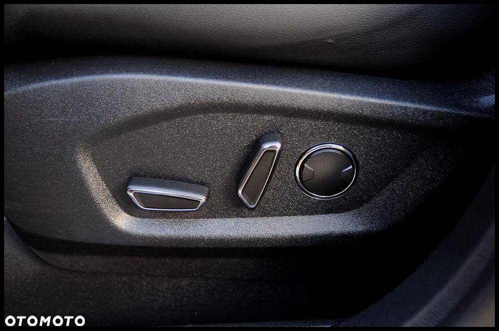Ford S-Max - 29