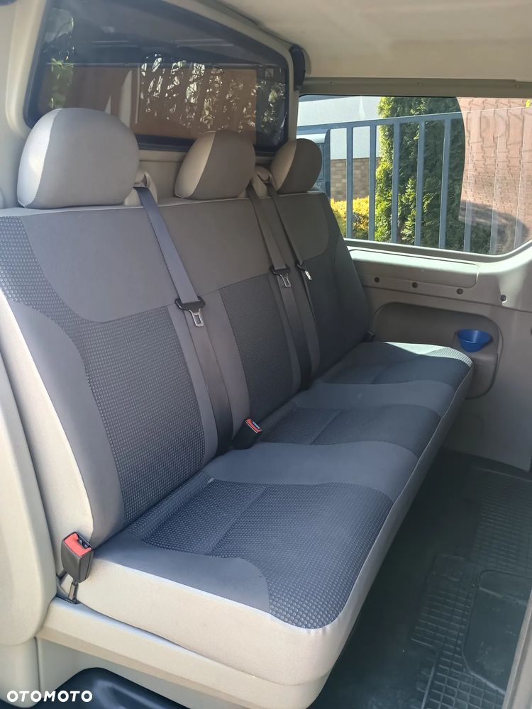 Opel Vivaro L2H1 2.9t - 10