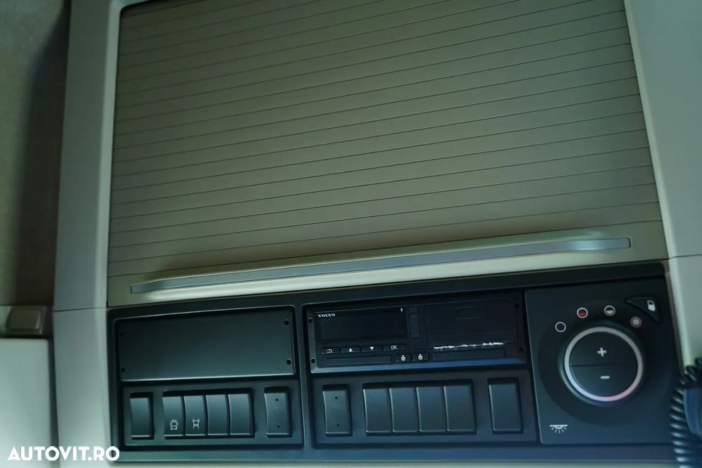 Volvo FH 500 / I-SAVE / HIDRAULICĂ / RETARDER / I-PARK COOL / I-SHFIT / 2 REZERVORE DE COMBUSTIBIL / - 32