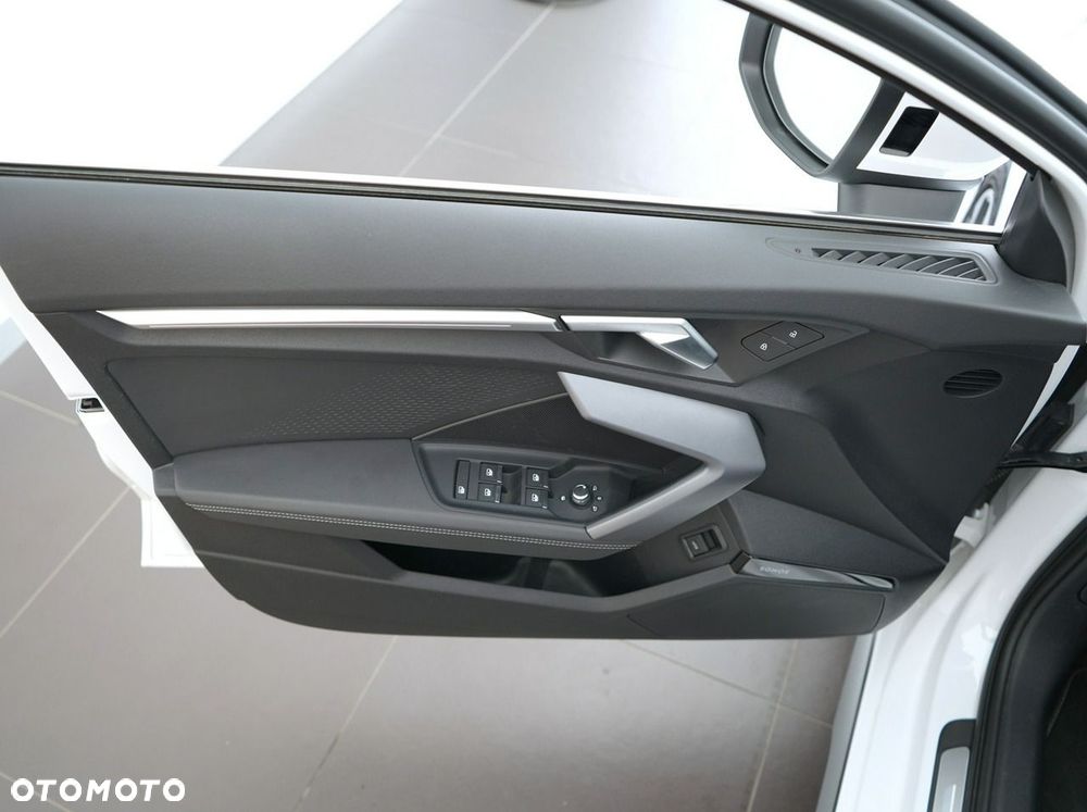 Audi A3 Limousine - 11