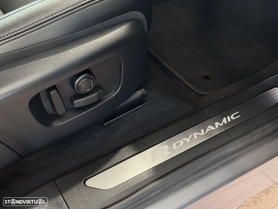 Land Rover Range Rover Evoque P300e R-Dynamic - 23