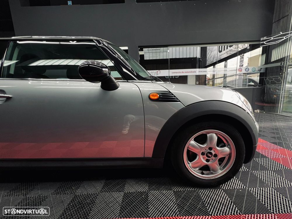 MINI 3 Portas Cooper D - 8