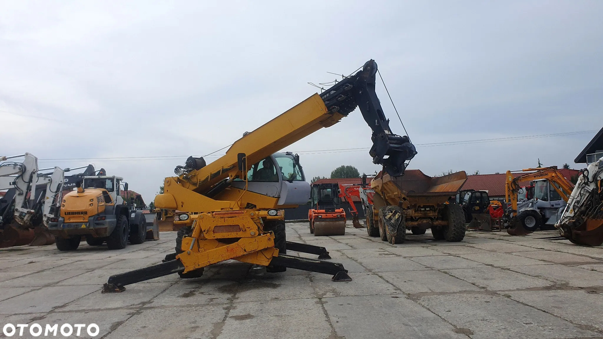 Manitou MRT 2540 - 12