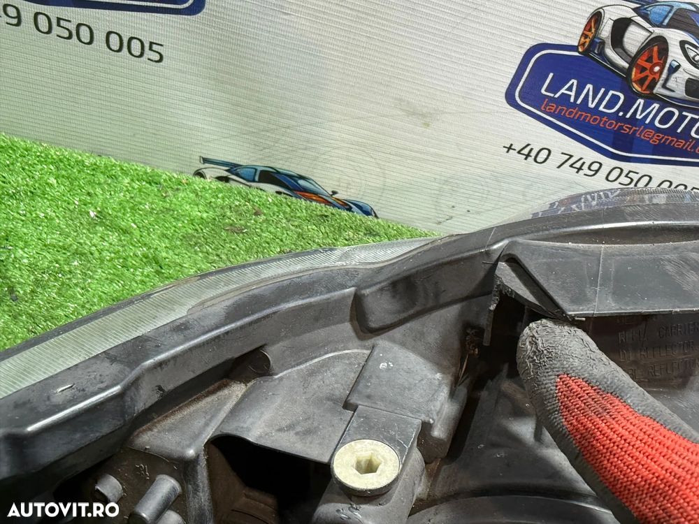 FAR DREAPTA UK CU LUPA / XENON JAGUAR XF X250 3.0 DIESEL 2011 COD OEM 5DV009000-00 / C2Z13821 / 8X2313W029JC / BERLINA 2009-2015 - 3