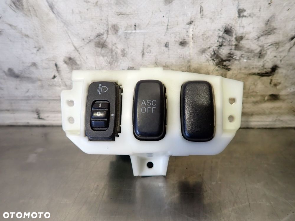 PRZEŁĄCZNIK REGULACJI ŚWIATEŁ MITSUBISHI LANCER VIII - 1