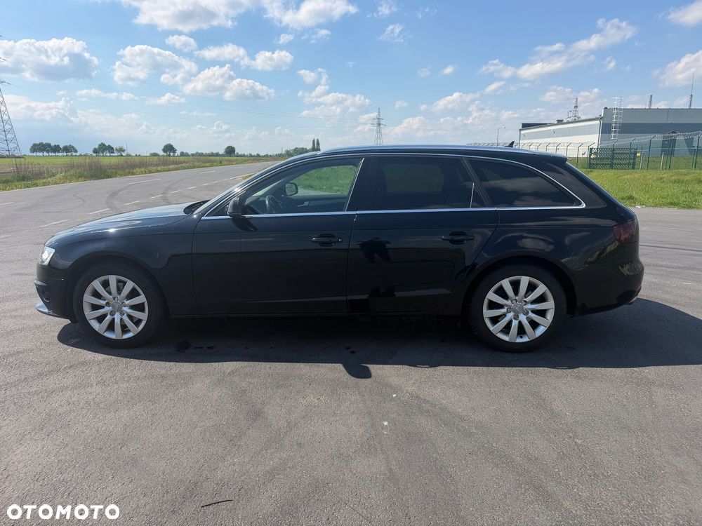 Audi A4 Avant - 8