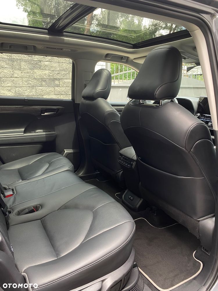 Toyota Highlander 2.5 Hybrid Executive - 33