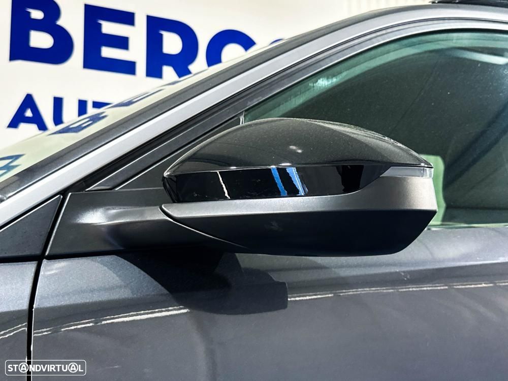 Peugeot 5008 1.2 Hybrid Allure Pack e-DCS6 - 48