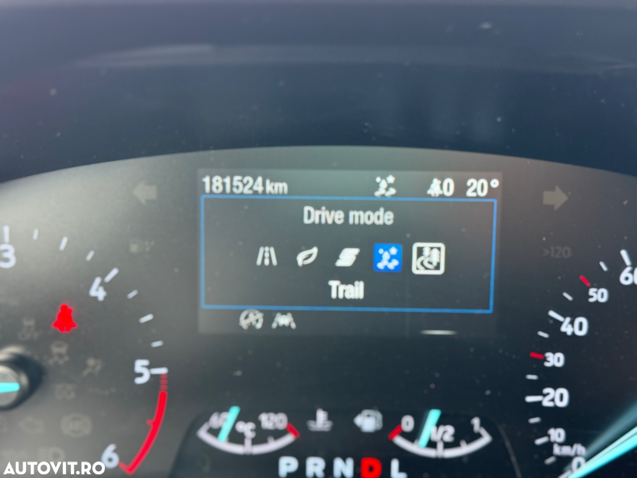 Ford Focus 2.0 EcoBlue Active - 25