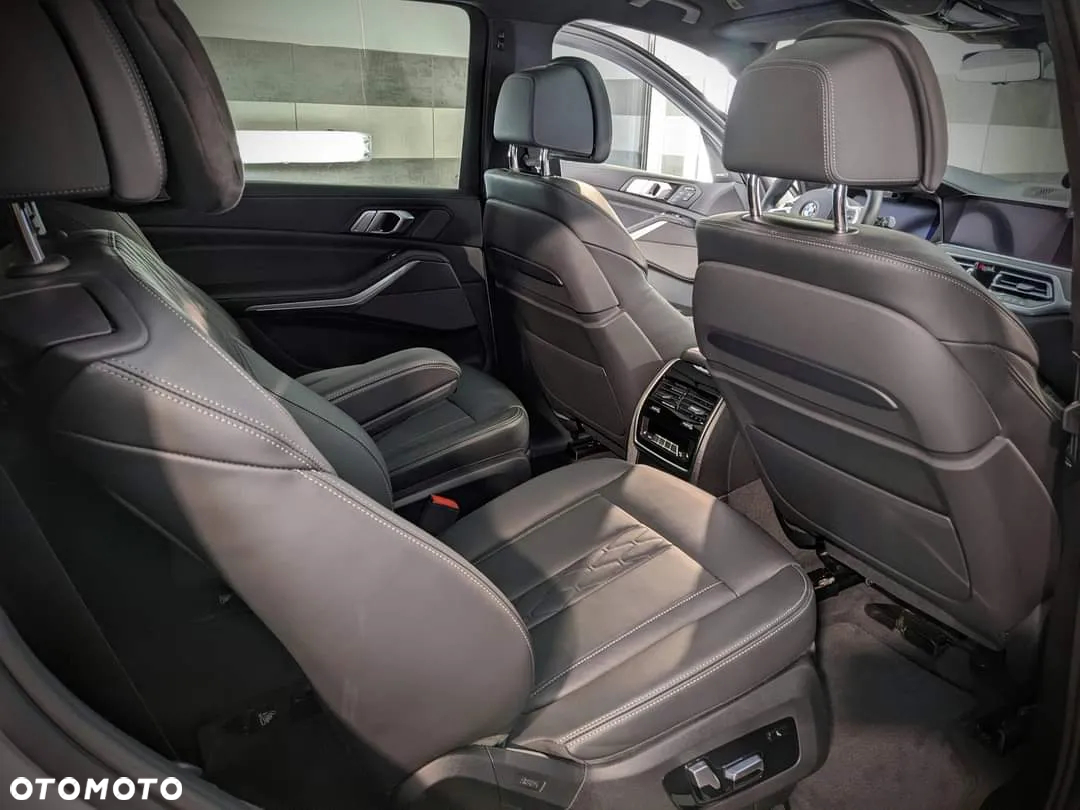 BMW X7 xDrive30d - 8