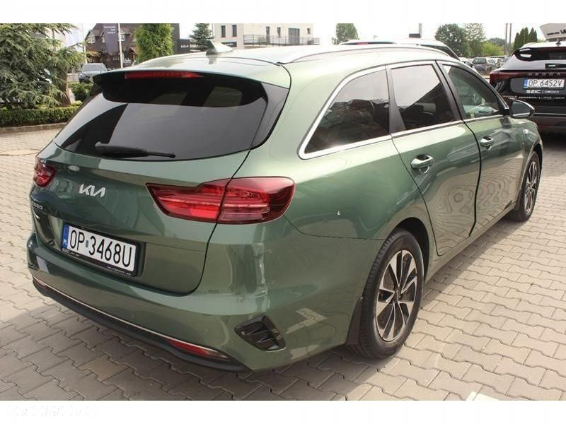 Kia Ceed - 6