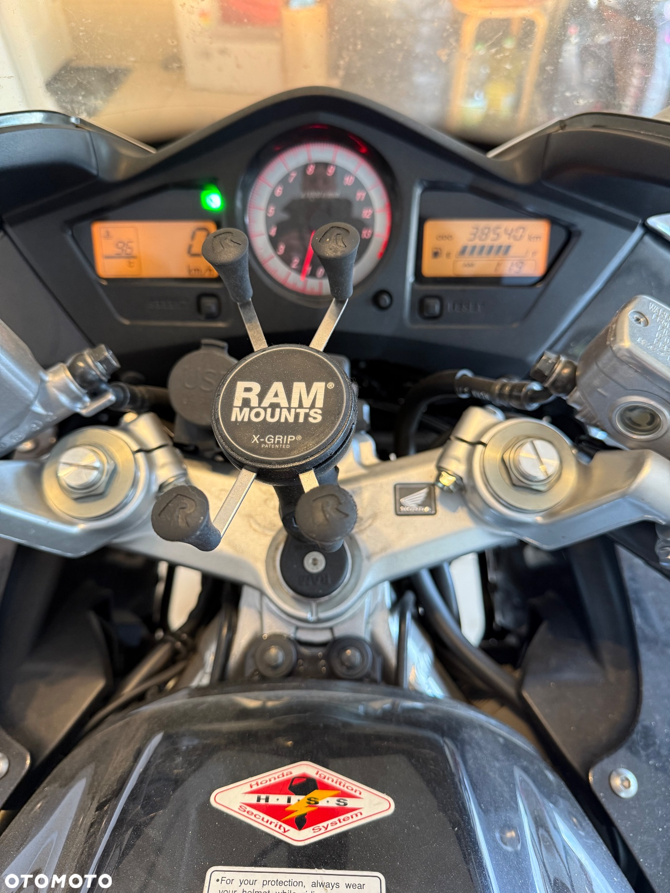 Honda VFR - 3