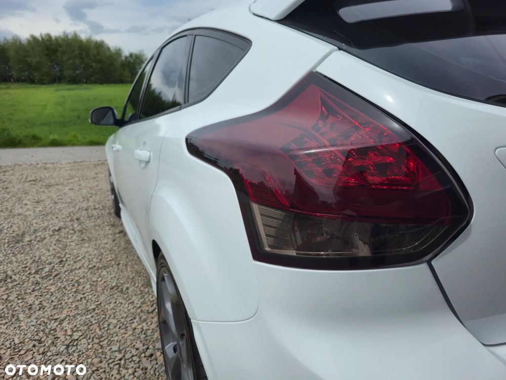 Ford Focus - 20