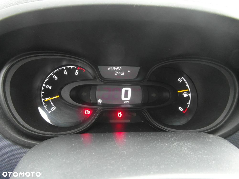 Opel VIVARO L2H2 MAXI - 26