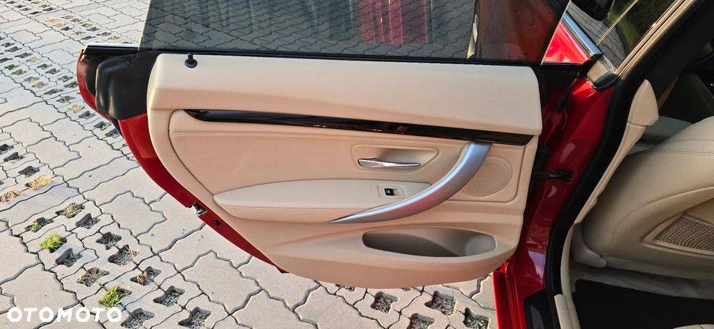 BMW 3GT 328i xDrive Sport-Aut Sport Line - 22