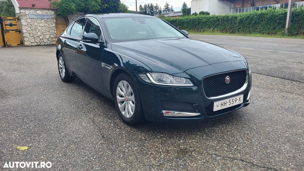 Jaguar XF - 13