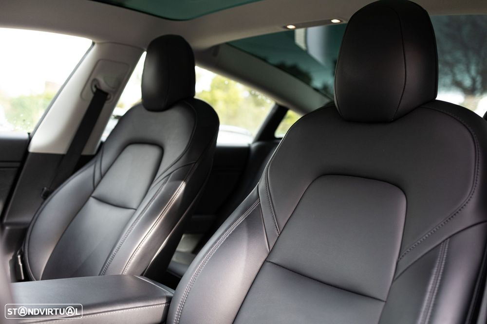 Tesla Model 3 Standard Range Plus RWD - 18