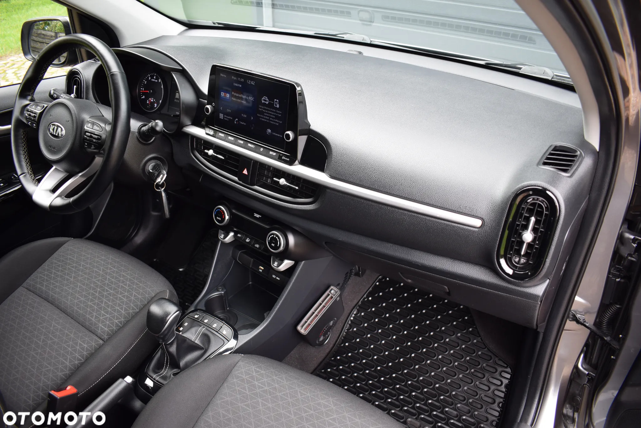 Kia Picanto - 33
