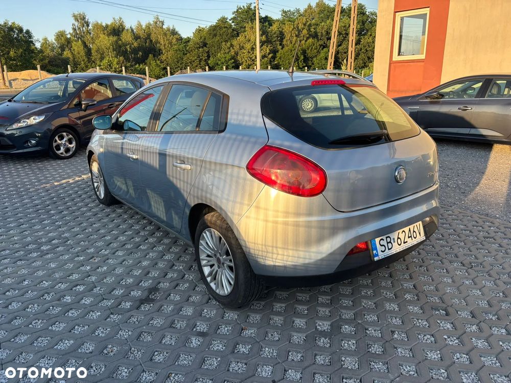 Fiat Bravo 1.6 Multijet 16V DPF Dualogic Lounge - 4