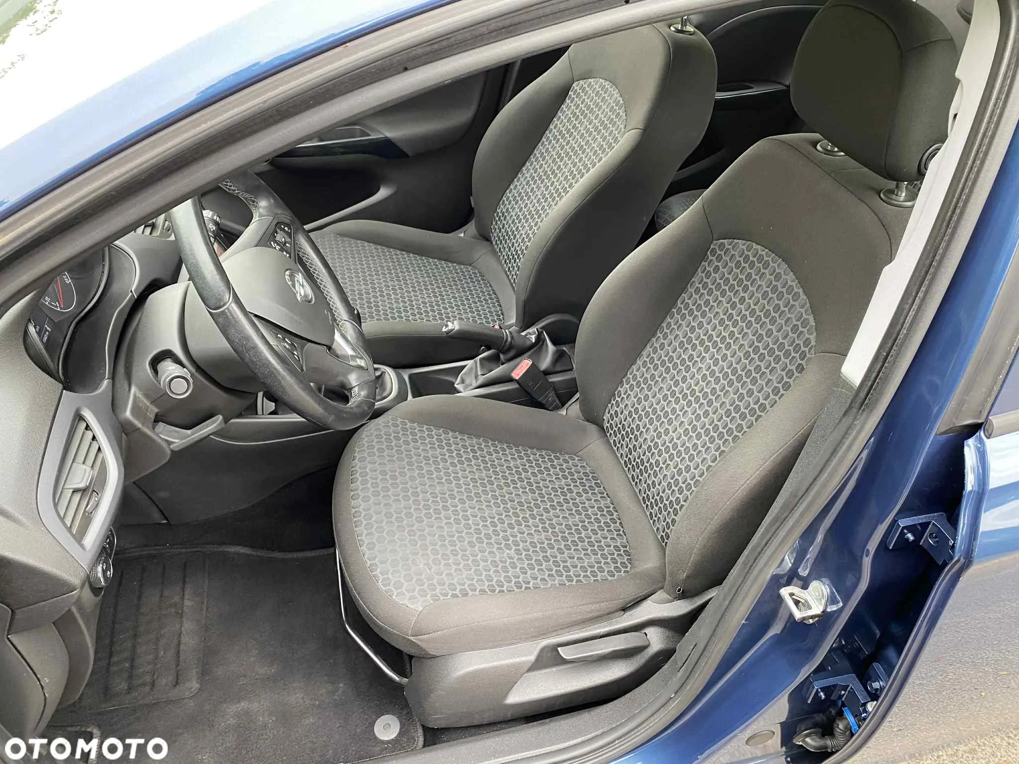 Opel Corsa 1.4 Cosmo - 5