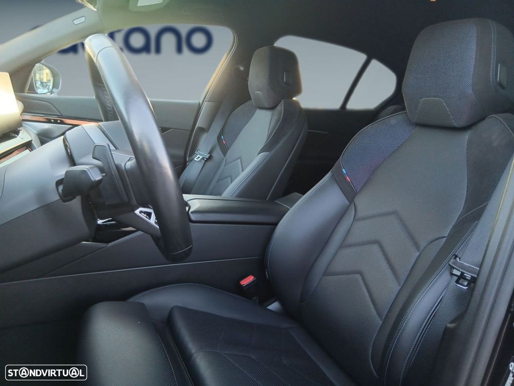 BMW i5 eDrive40 Pack Desportivo M - 11