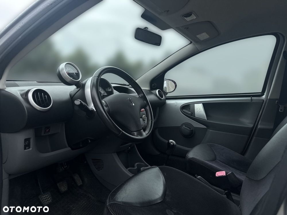 Peugeot 107 1.0 Trendy - 14