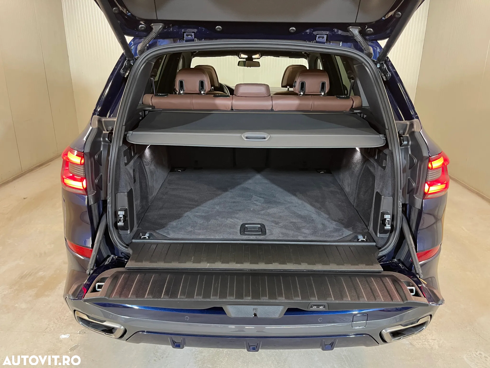 BMW X5 M M50i - 14