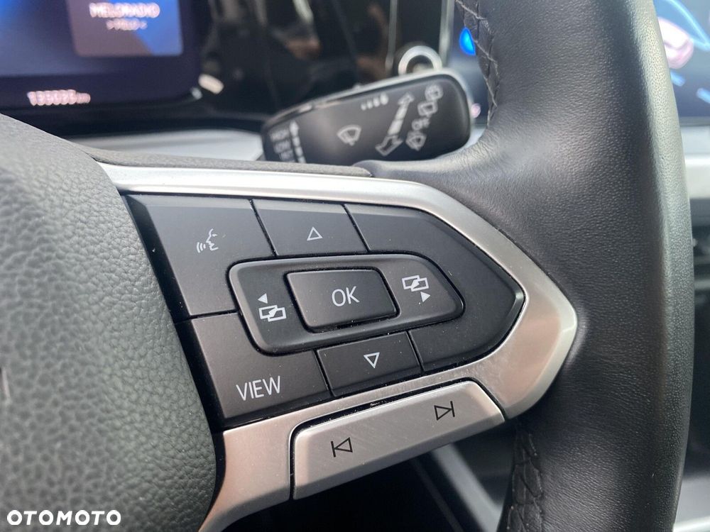 Volkswagen Golf - 19