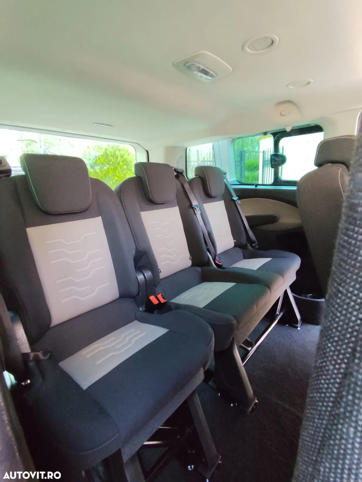 Ford Tourneo Custom - 7