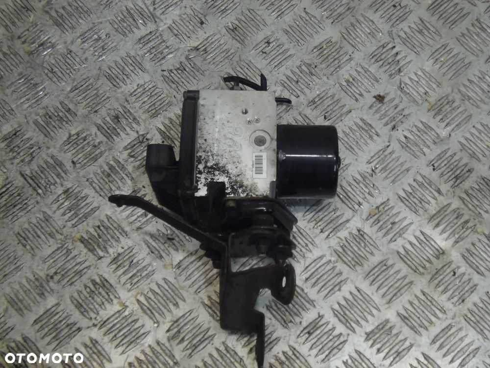 POMPA HAMULCOWA ABS VW PASSAT B6 1,9TDI 3C0614109 - 1