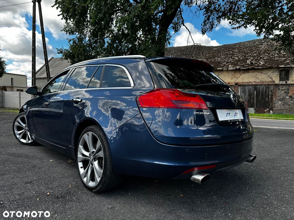 Opel Insignia 2.0 Turbo 4x4 Cosmo - 12