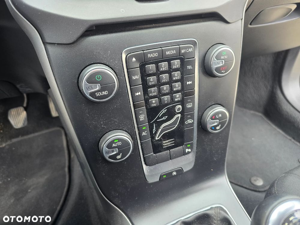 Volvo V40 - 32