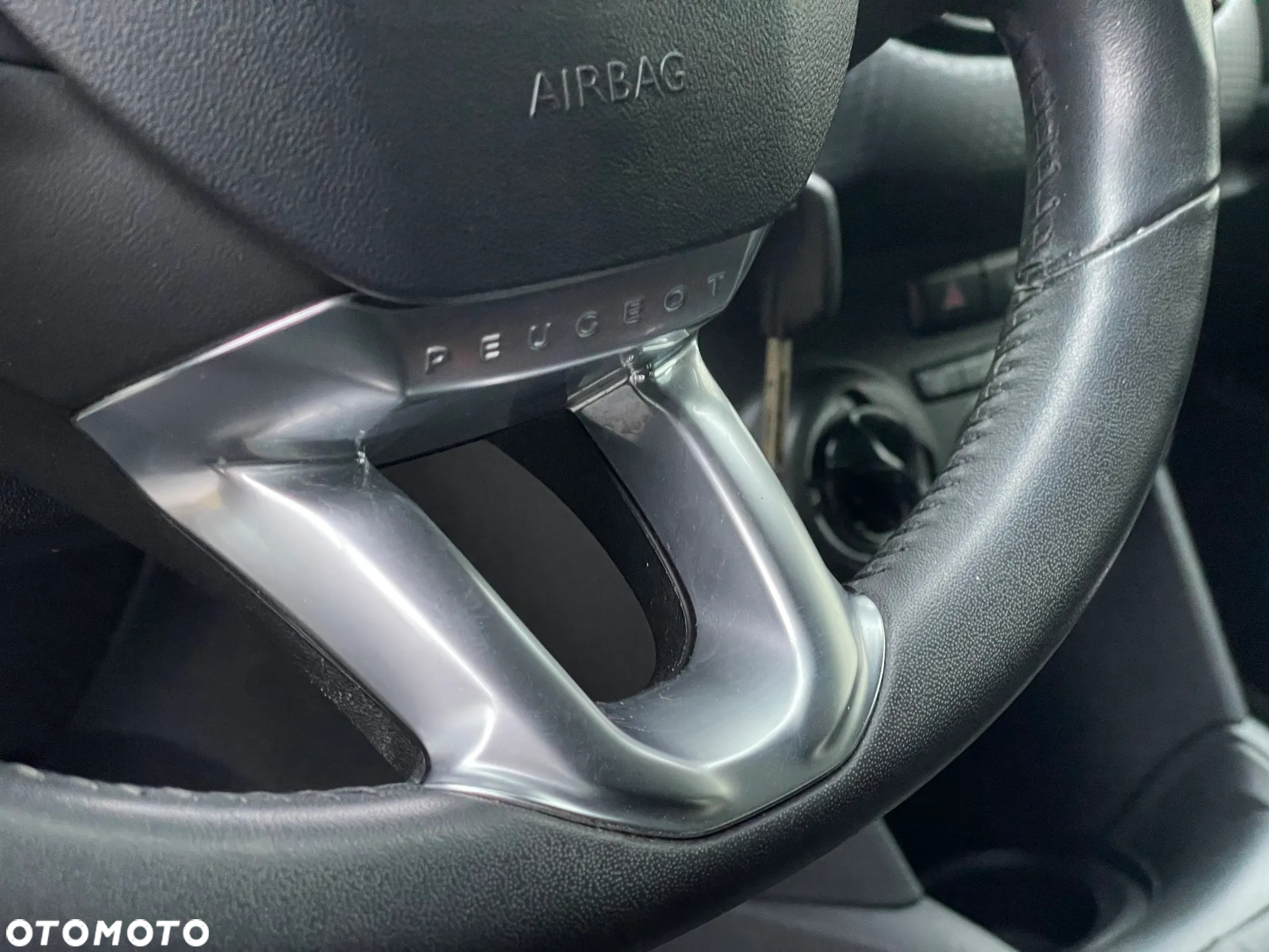 Peugeot 208 1.2 PureTech Active - 9