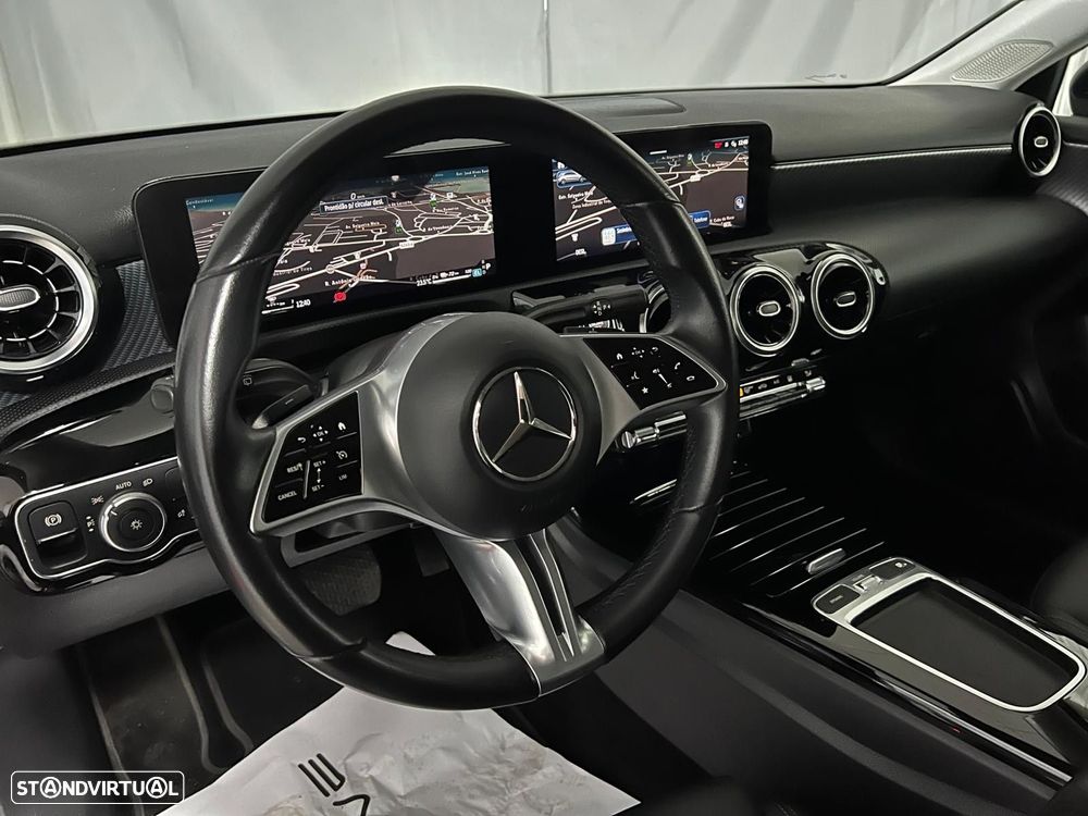 Mercedes-Benz A 250 - 8