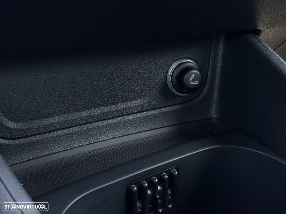 Audi Q2 30 TFSI Design - 19