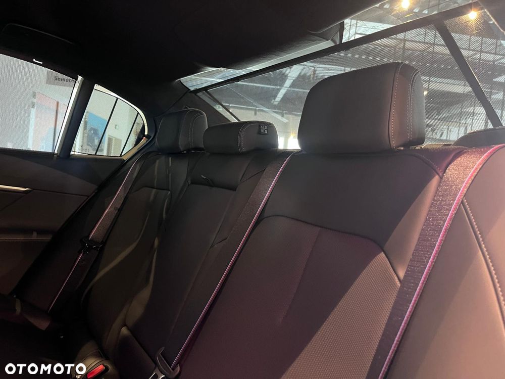 BMW M5 PHEV - 25