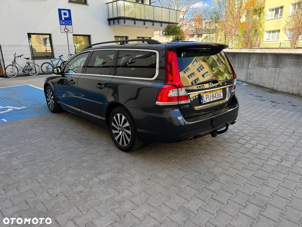 Volvo V70 D4 Momentum - 3