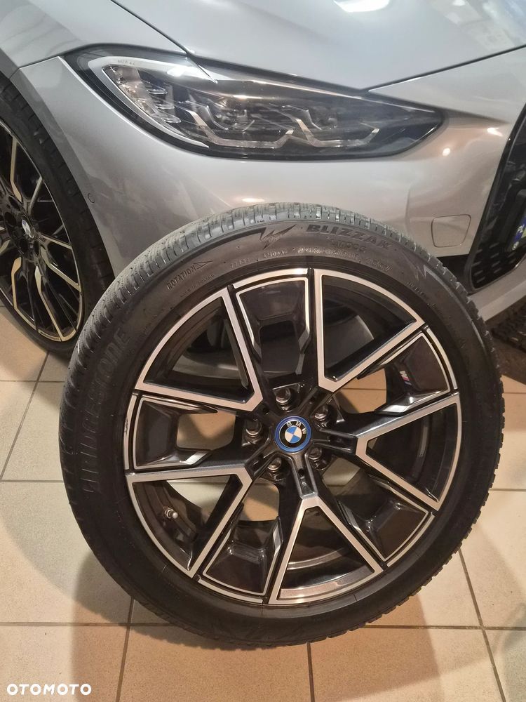 BMW i4 80.7kWh eDrive 40 M Sport - 29