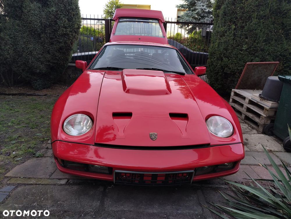 Porsche 928 - 6