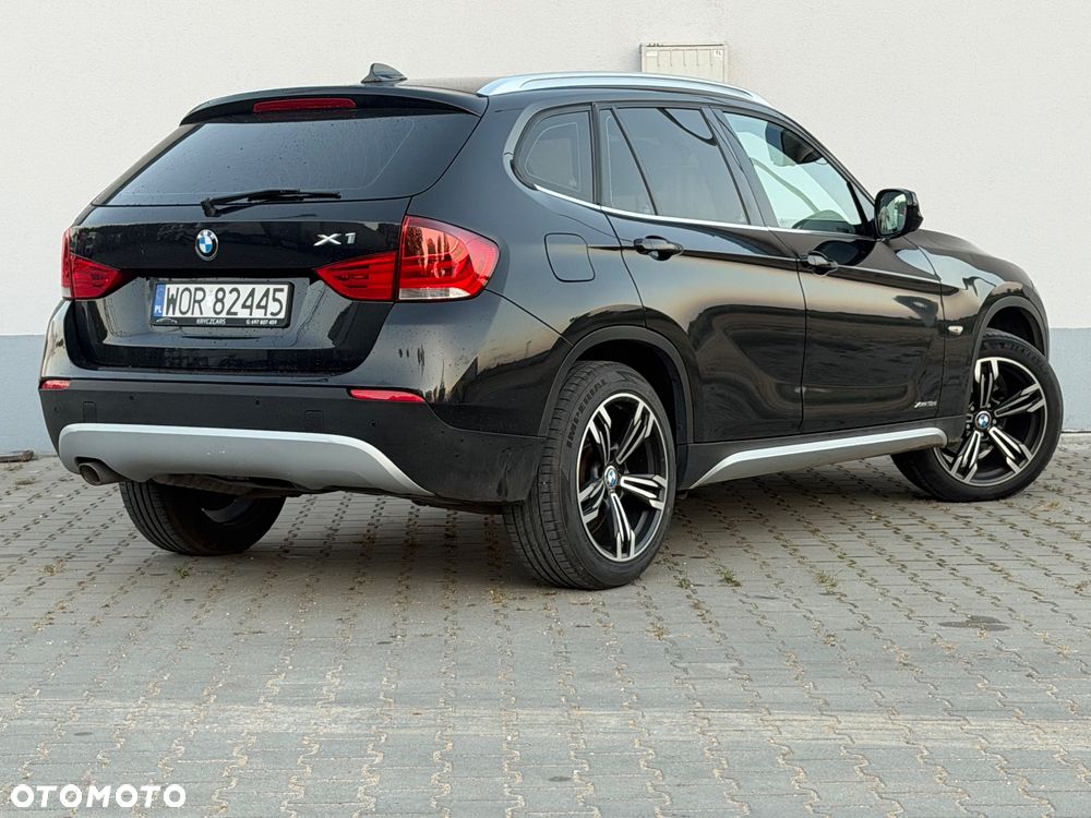 BMW X1 xDrive18d - 28