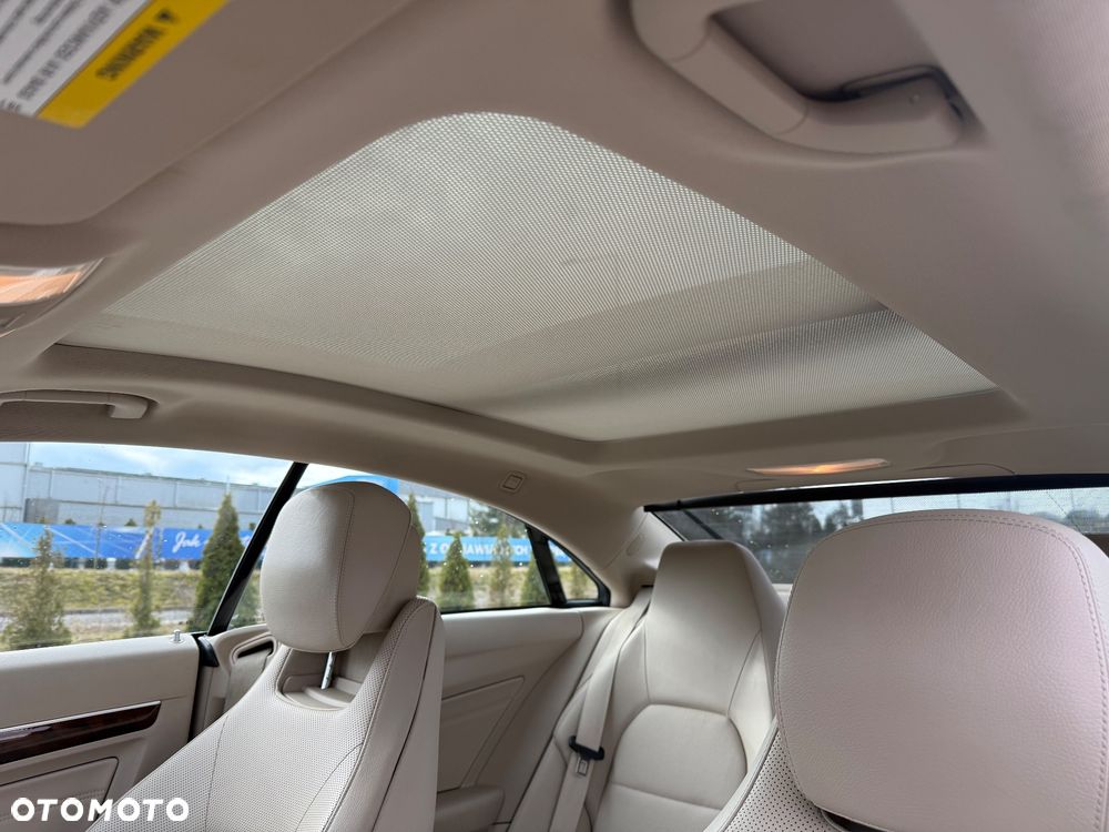 Mercedes-Benz Klasa E - 17