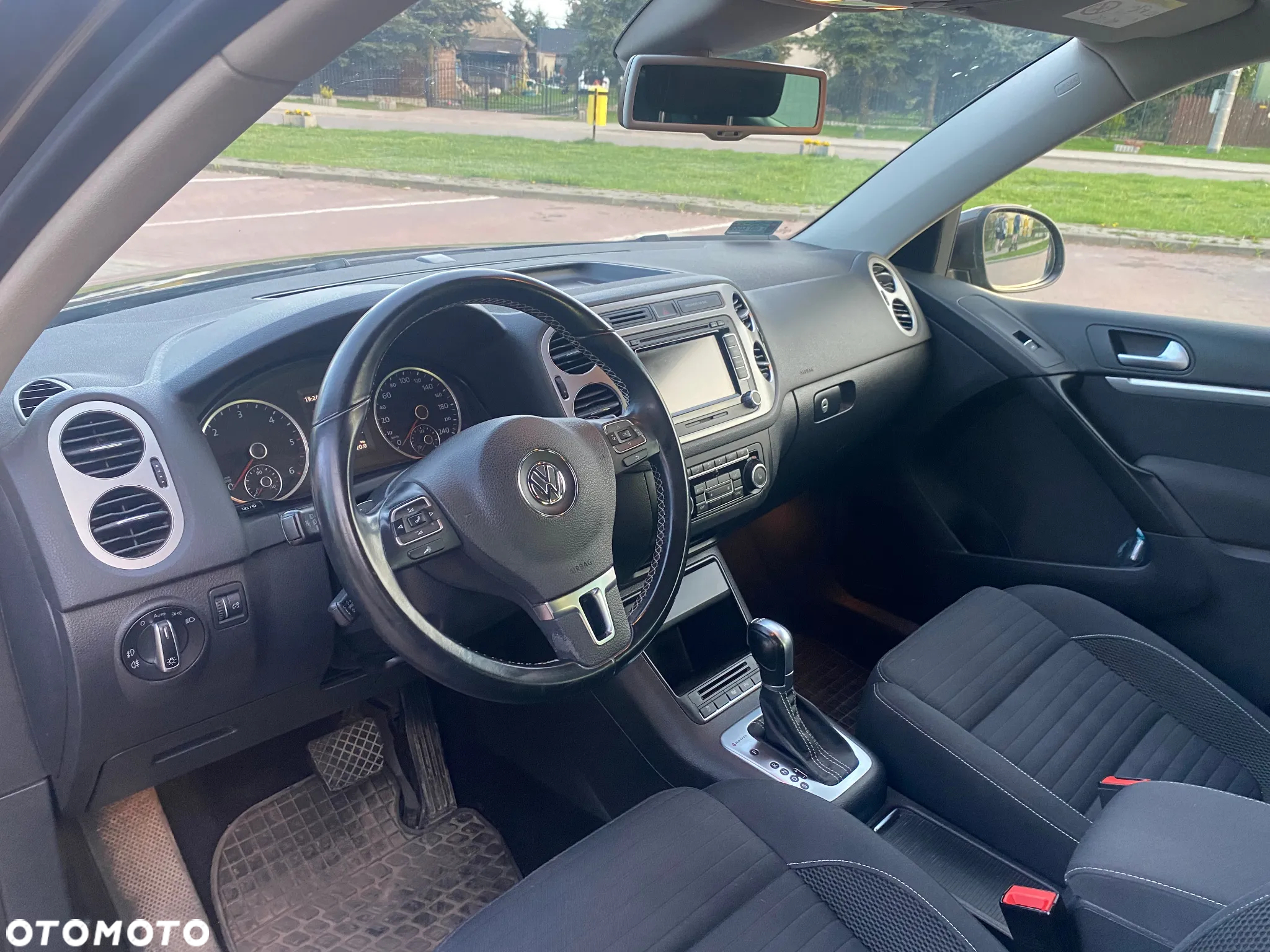 Volkswagen Tiguan 2.0 TDI DPF 4Motion DSG Cup Sport & Style - 11