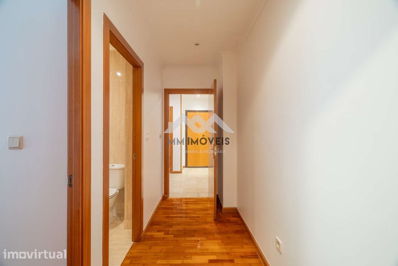 Apartamento T2 | Terraço | Suíte | Garagem - Grande imagem: 5/31