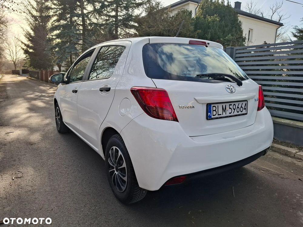 Toyota Yaris - 4